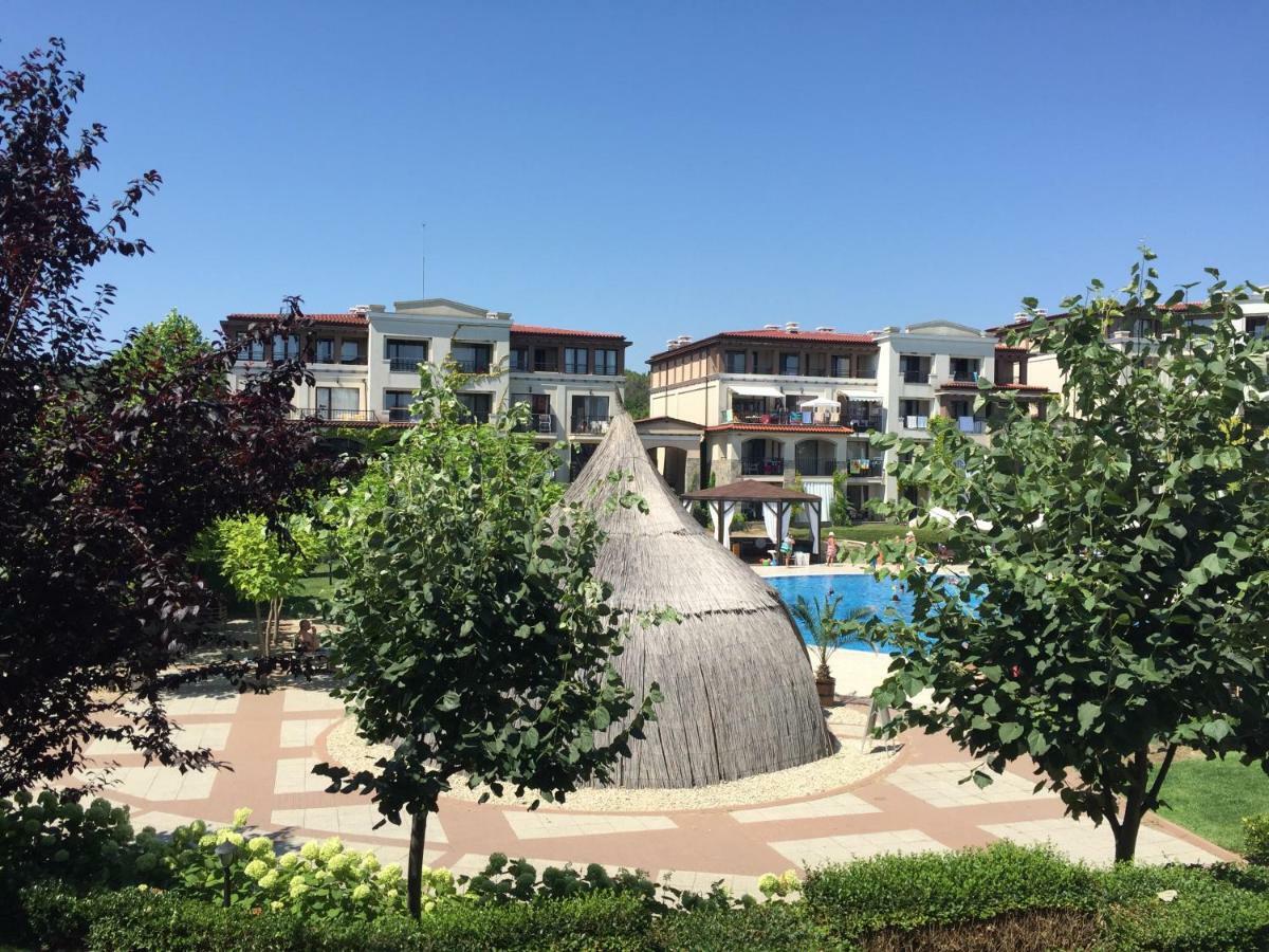 Apartments In Green Life Complex - 1 Bedroom And Studio Sozopol Exterior photo
